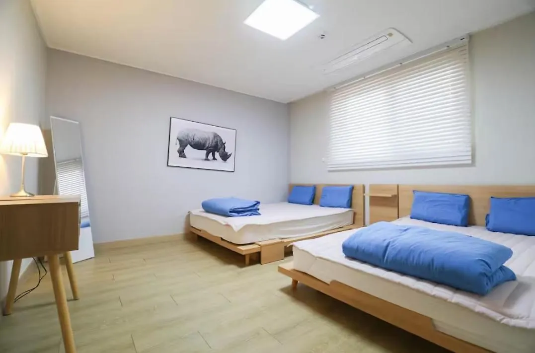 A Bridge House 1-B Hotel Incheon 0*,  South Korea